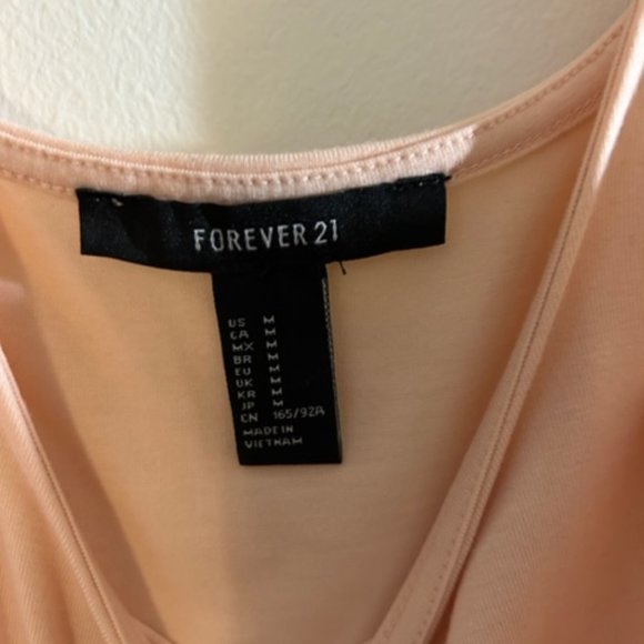 Forever 21 light pink tank cropped top - size M - Picture 2 of 2